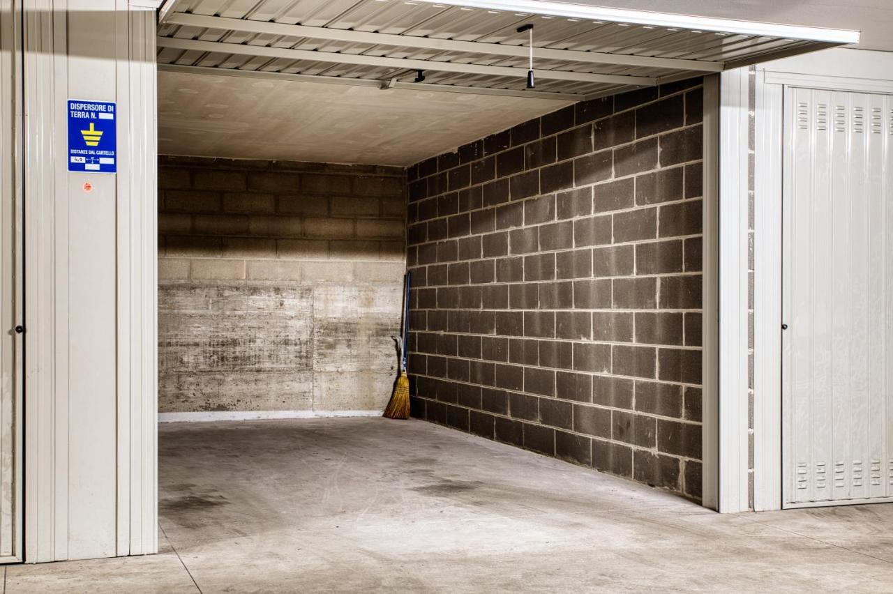 Joivy Charismatic 1-Bed Flat With Parking Daire Milano Dış mekan fotoğraf